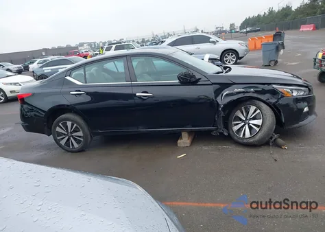 2021 Nissan Altima Sv Fwd z USA, uszkodzony, nr VIN 1N4BL4DV1MN300027